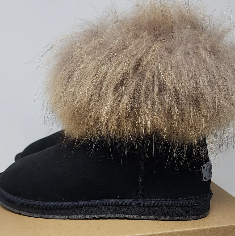 SHEEPSKIN WOMENS FUR LINED BOOT SZ. 9 - Picture 2 of 6